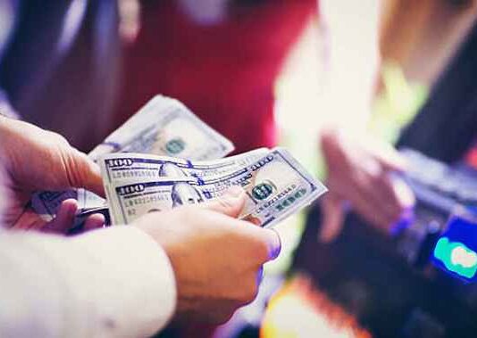 Релакс и выгода в интернет казино Кинг