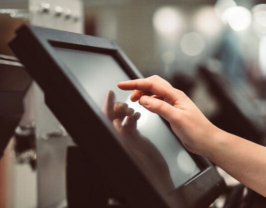 Разновидности POS мониторов