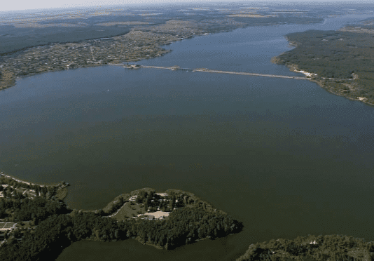 Печенежское водохранилище на Харьковщине