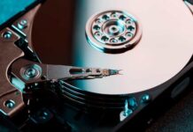 Какой носитель информации выбрать: SD-карту, флешку или HDD диск?