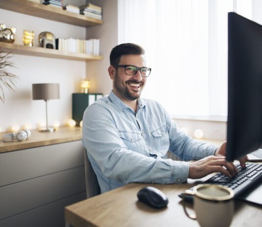 Играть на деньги в казино Slotor777: Начало игры и бонусы