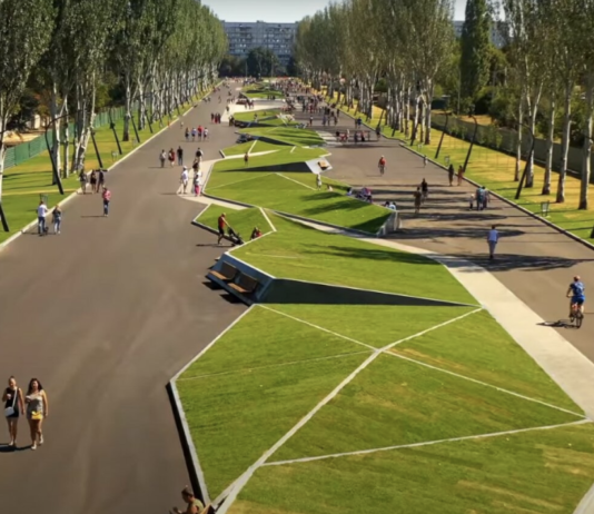 Парки спальных районов Харькова