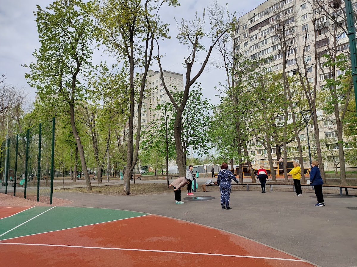 Холодногірський сквер — Park